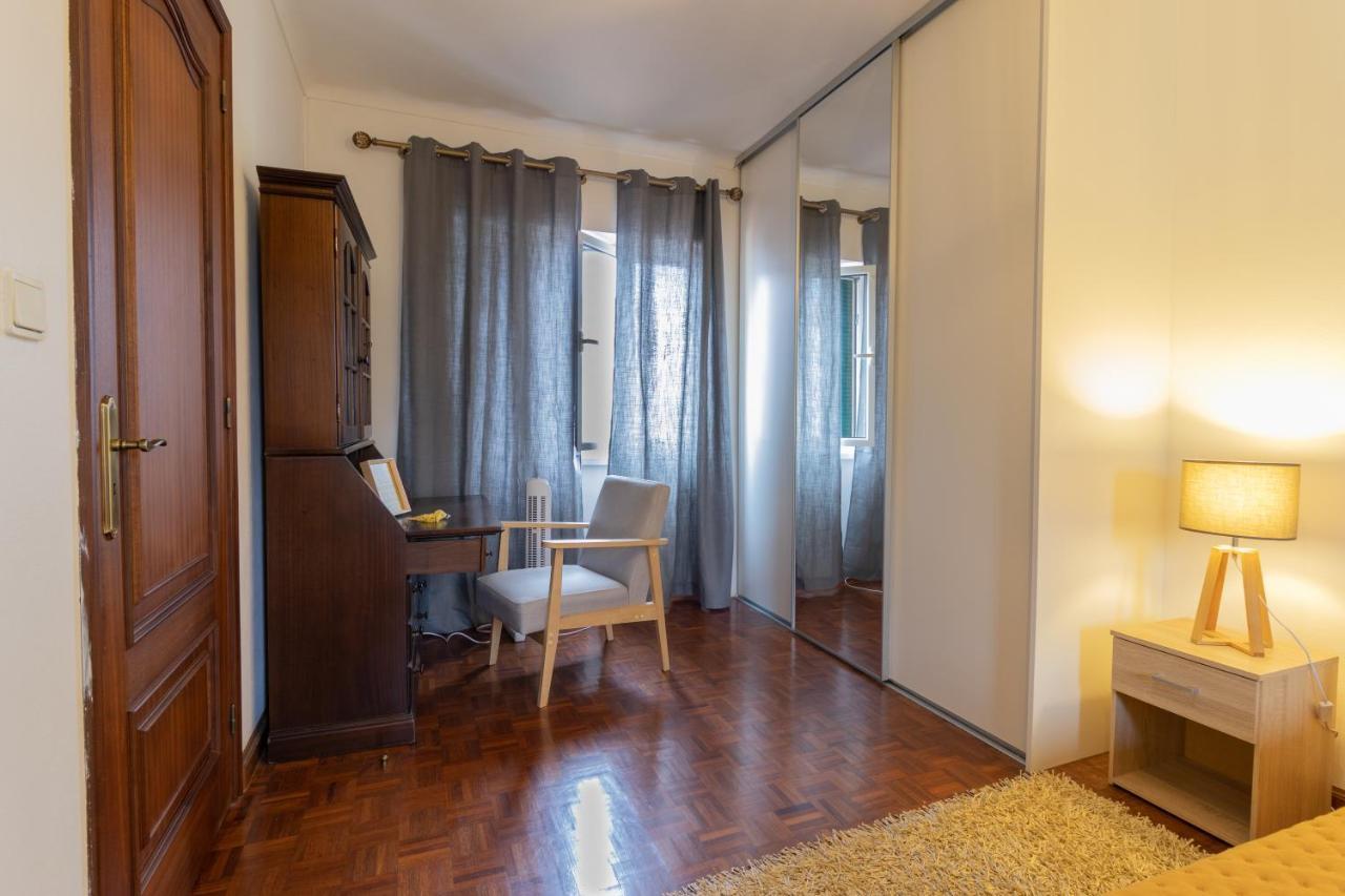 Casa Da Margarida - Area Privada Na Casa Da Anfitria Hotel Ponta Delgada  Luaran gambar