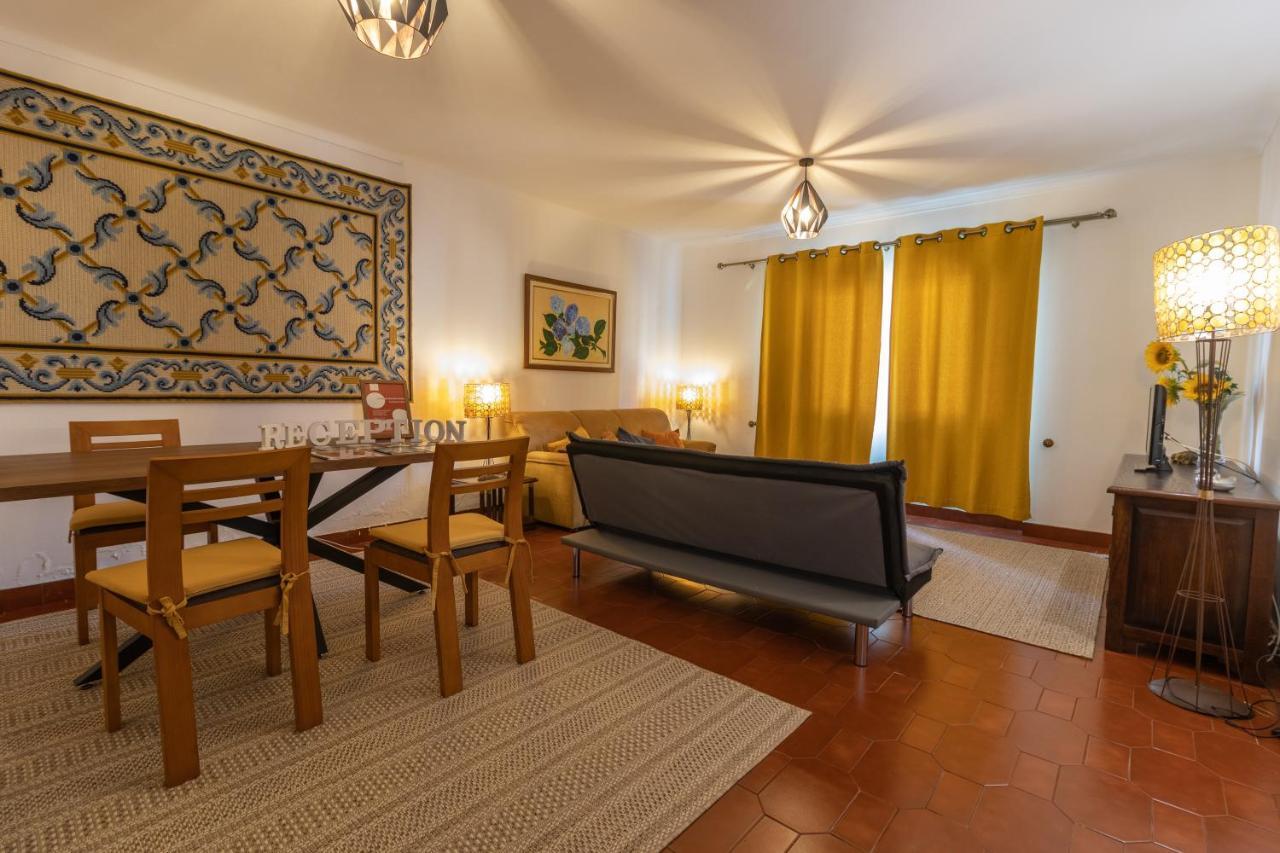 Casa Da Margarida - Area Privada Na Casa Da Anfitria Hotel Ponta Delgada  Luaran gambar